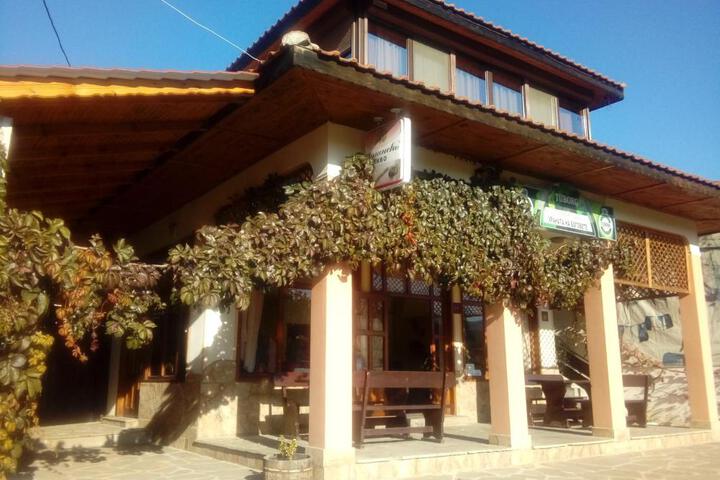 Guest House Ambrozia