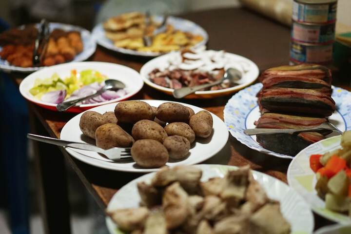 Dining Photos