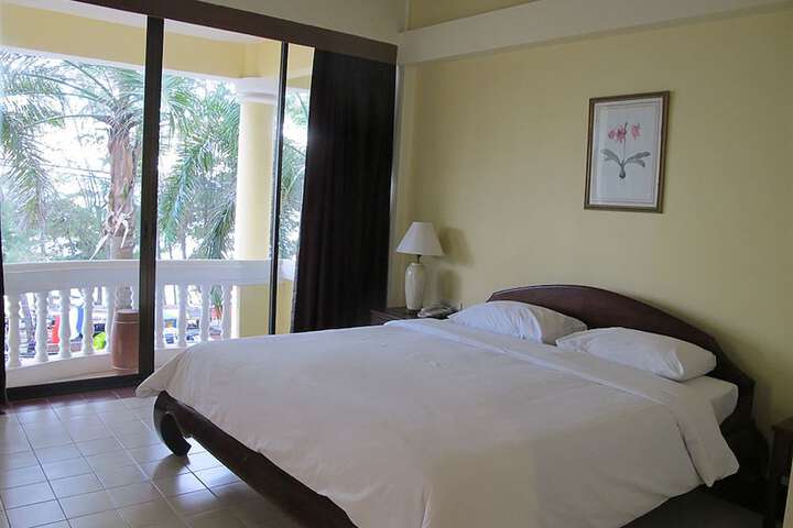 Room 21 of 46
