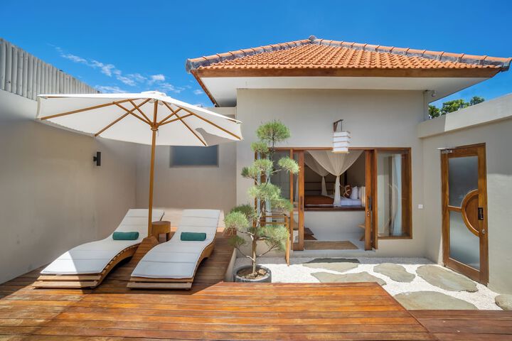 Terrace/Patio 104 of 112