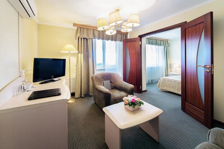 Room 30 of 91