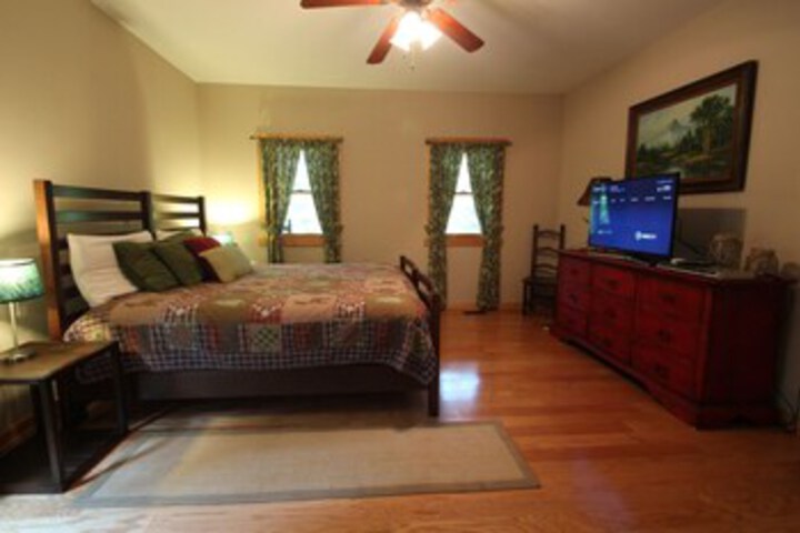 Room 26 of 28