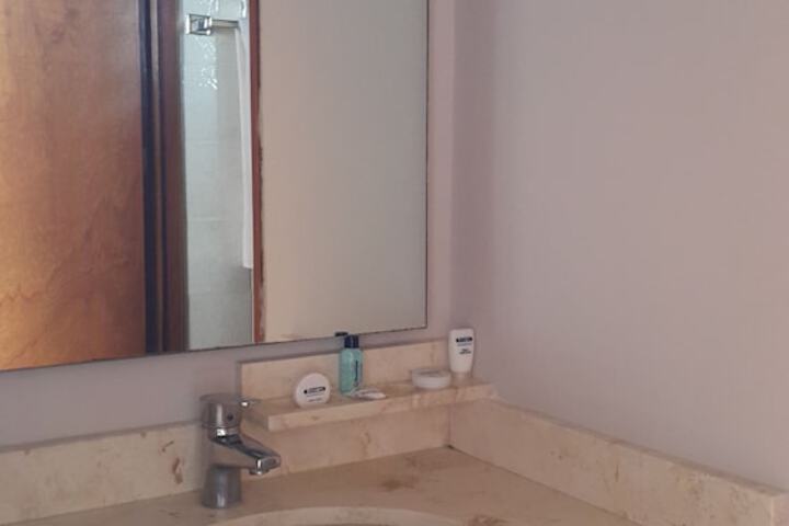 Room 21 of 61