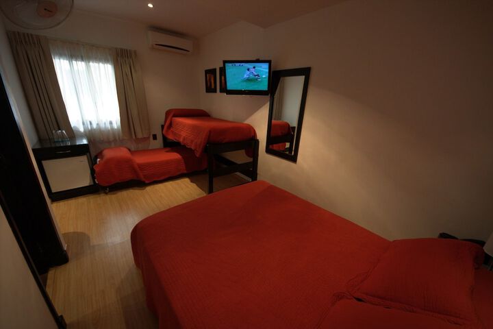 Room 15 of 110
