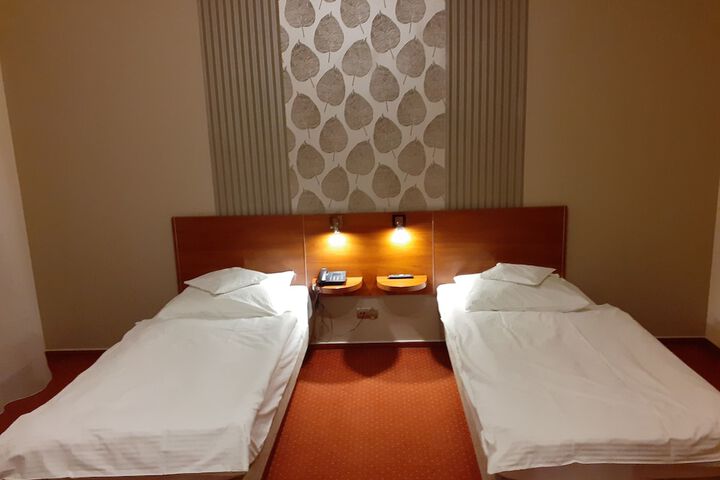 Room 14 of 45