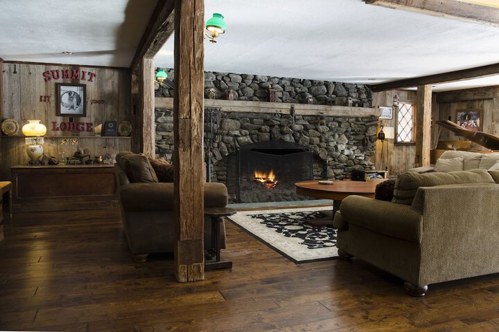 Hotel Interior 4 of 163