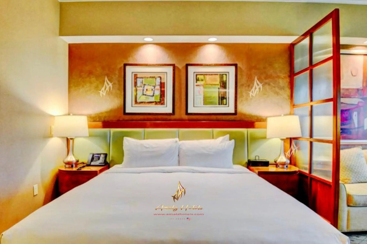 Room 5 of 28