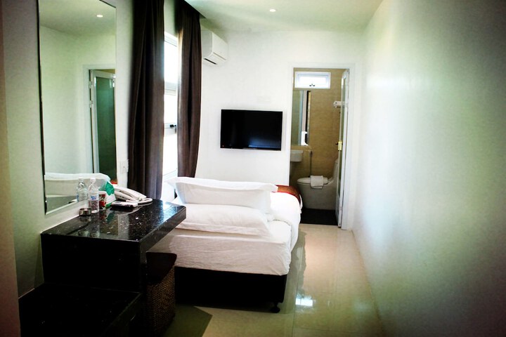 Room 11 of 59