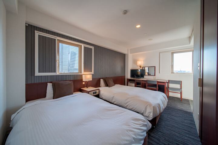 Room 20 of 45