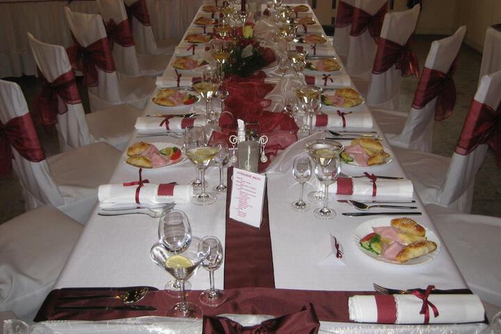 Ballroom/Hall 43 of 64