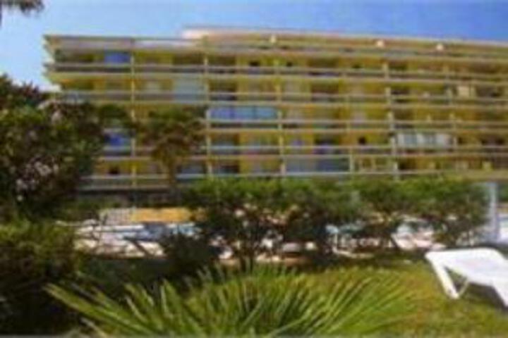 Hotel 1 of 5