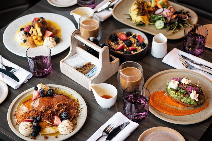 Breakfast/Coffee Service 22 of 48