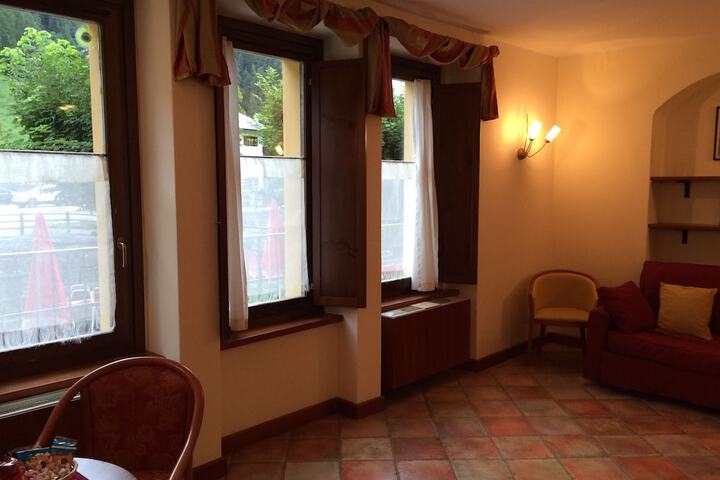 Room 27 of 58