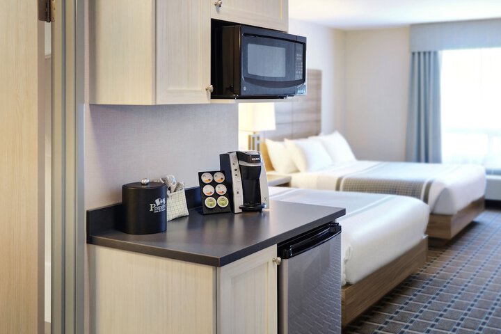 Room 4 of 29