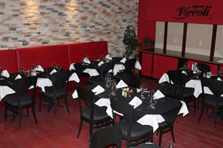 Dining 38 of 42