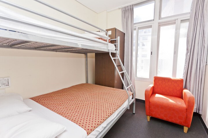 Room 4 of 35