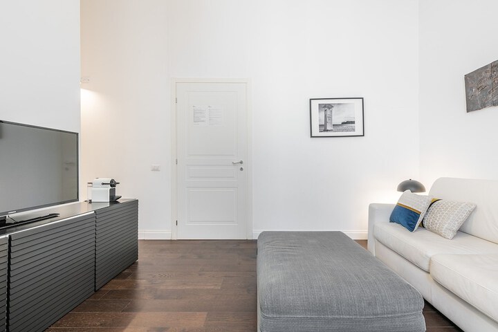 Room 25 of 57