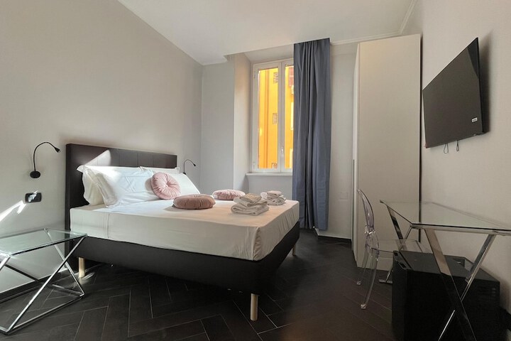 Room 5 of 23