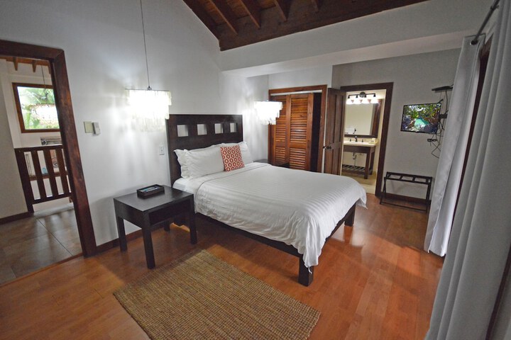 Room 12 of 55