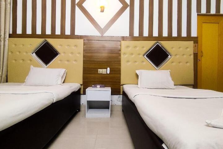 Room 15 of 24