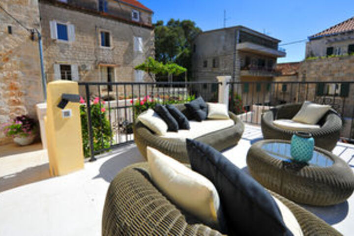 Terrace/Patio 178 of 183