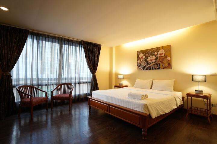 Room 21 of 83
