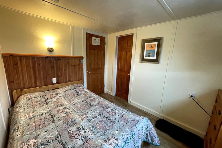 Room 21 of 37