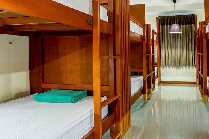 Room 8 of 21
