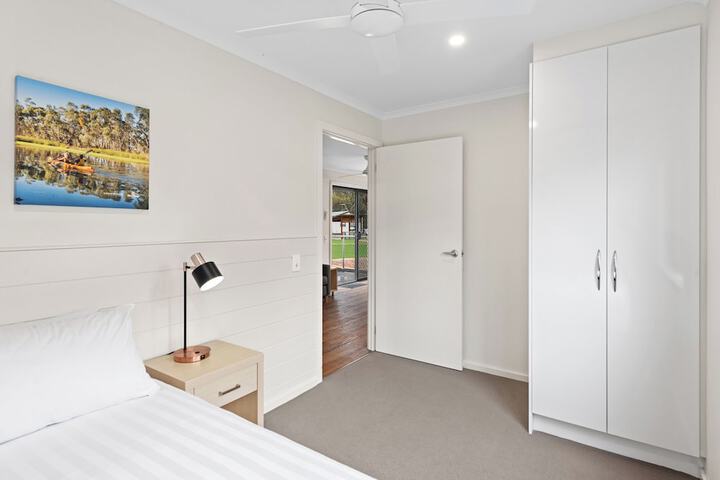 Room 10 of 73