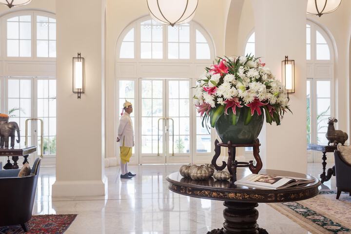Hotel Lobby