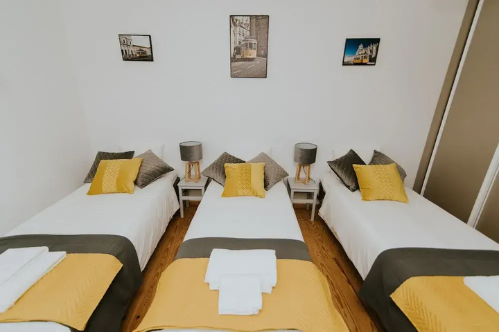 Room 3 of 22