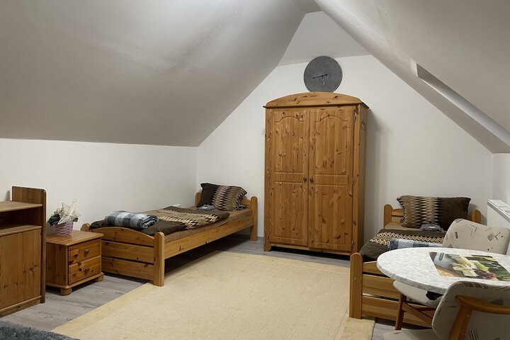 Room 7 of 17