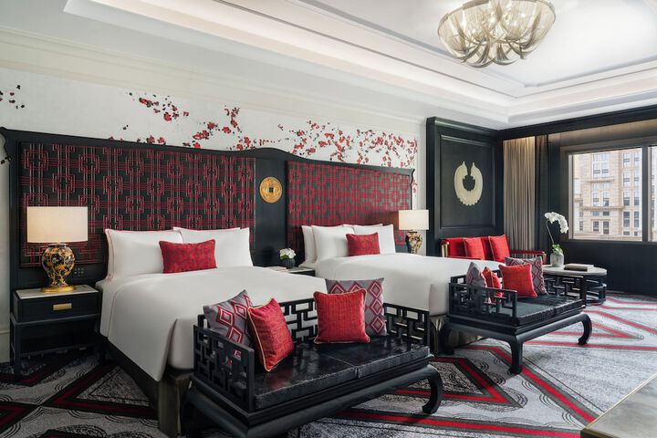 Room 4 of 43