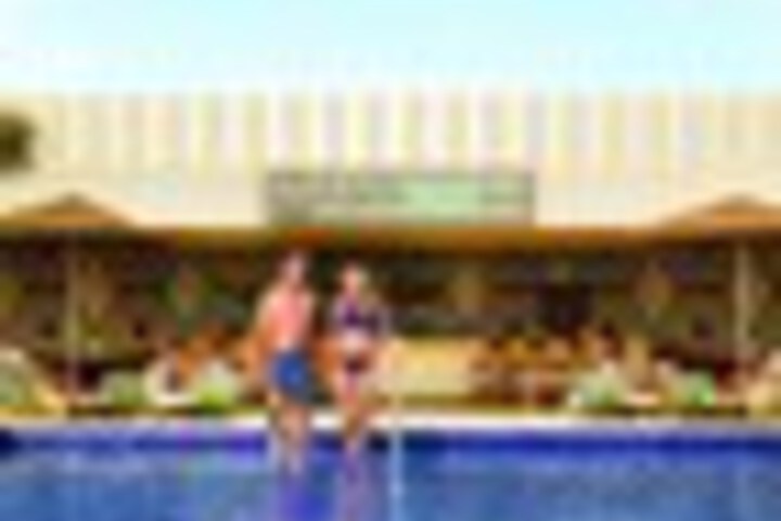 Pool 68 of 342