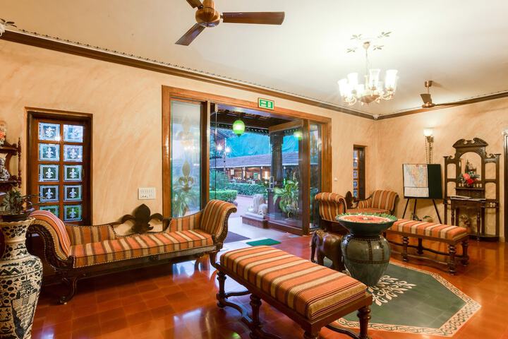 Hotel Interior 4 of 67
