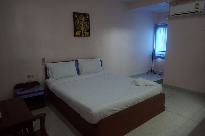 Room 29 of 50