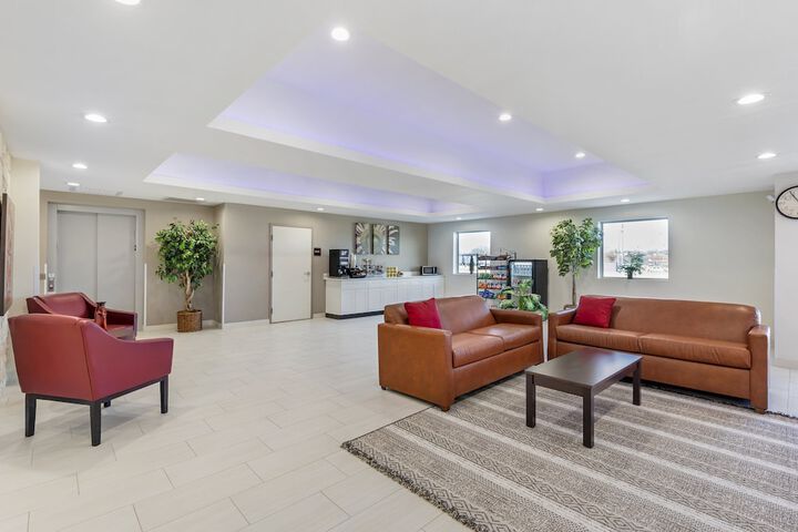 Breakfast/Coffee Service 29 of 33