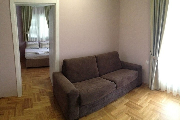 Room 14 of 23