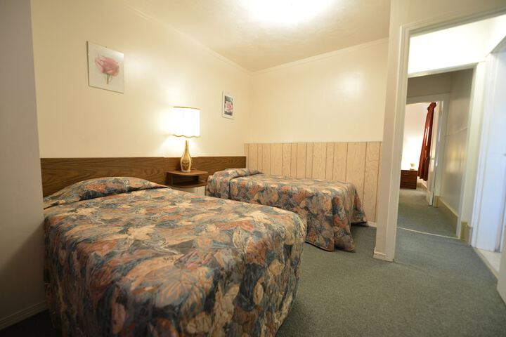 Room 11 of 39