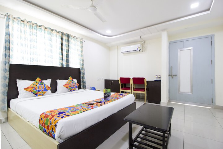 Hero Image 1 of 21