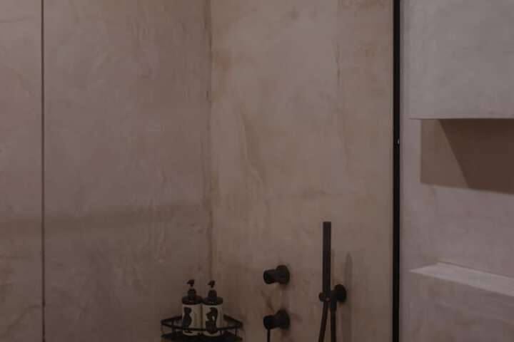 Room 67 of 87
