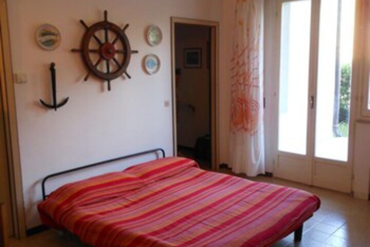 Room 22 of 25