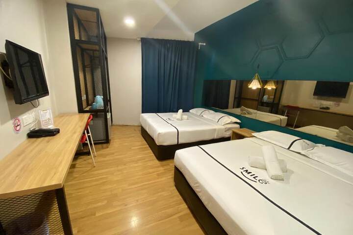 Room 16 of 41