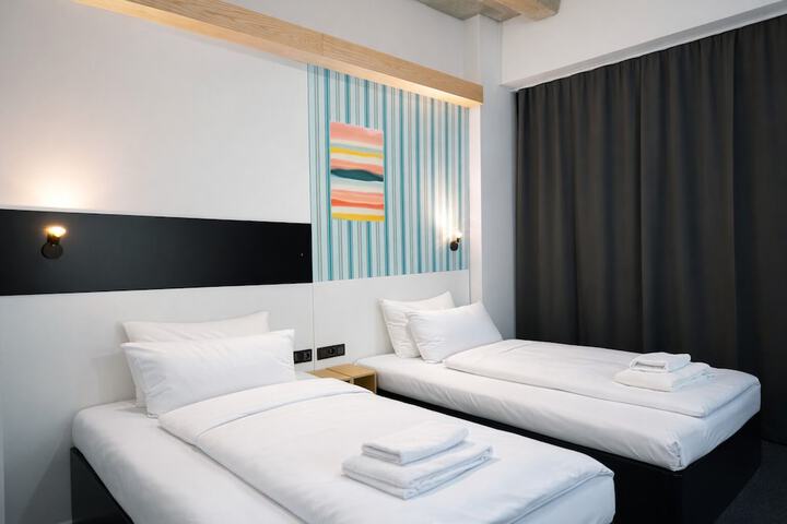 Room 8 of 59