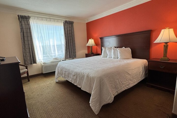 Room 12 of 22