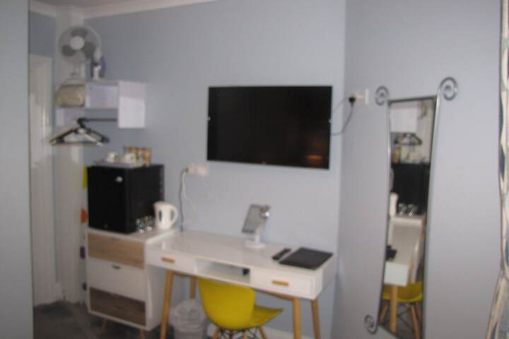 Room 19 of 53