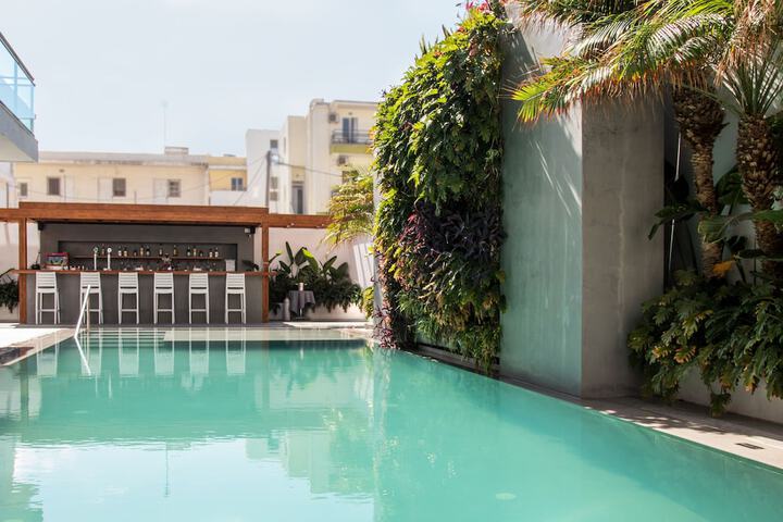 Pool 28 of 59