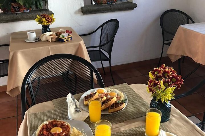 Breakfast/Coffee Service 30 of 43