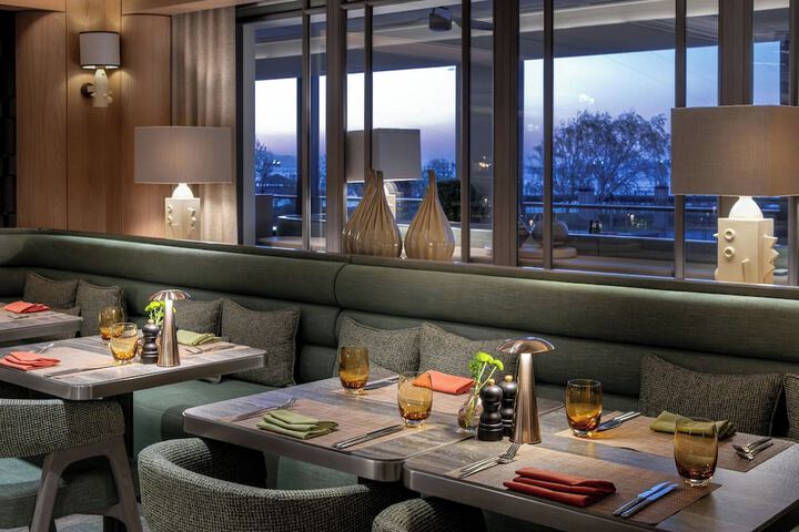 Dining 66 of 127