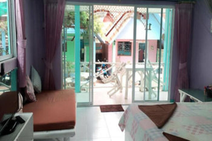 Room 17 of 24